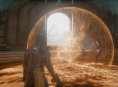 Gameplay-traileri n&auml;ytt&auml;&auml;, kuinka Saros on helpompi ja erilainen kuin Returnal