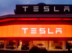 Musk v&auml;itt&auml;&auml; virheellisesti, ett&auml; Tesla FSD on 10 kertaa turvallisempi kuin tavallinen ihmisajo