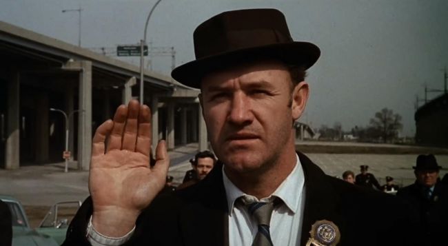 Veteraaninäyttelijä vaimoineen löydettiin kuolleina kotoaan