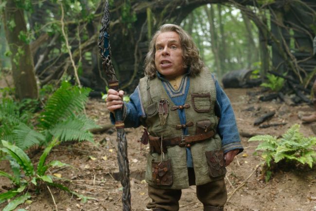 Warwick Davis sai OBE-palkinnon aktivismistaan ja 