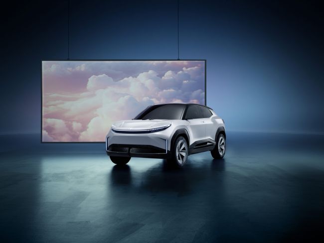 Toyota ennakoi kahta tulevaa sähköautomallia