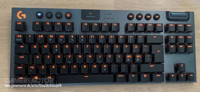 Logitech G915 TKL Lightspeed (Tactile)