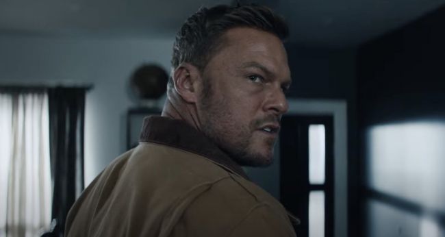 Alan Ritchsonin mukaan Reacherin neljäs kausi tulee tänä vuonna