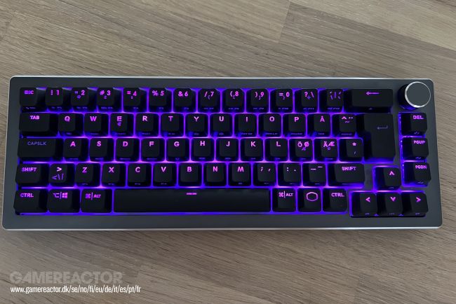 Cooler Master CK721 (Cherry Red)